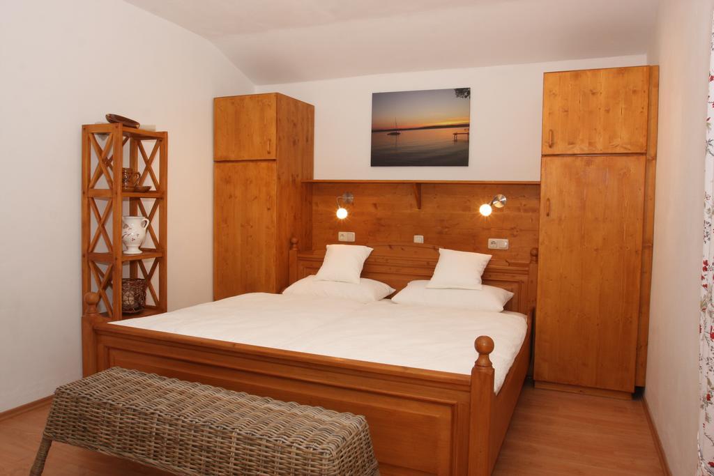 Ferienwohnung Am Roemerweg Wald 因泽尔 外观 照片